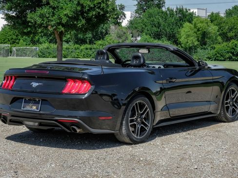 Used 2020 Ford Mustang Premium RWD image 13