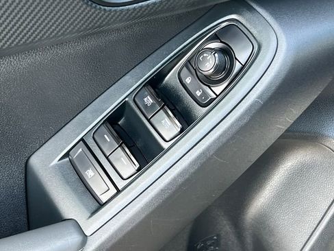 Used 2024 Subaru Crosstrek 2.0i Premium image 15