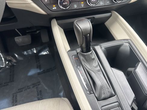 Used 2025 Honda Accord SE image 17