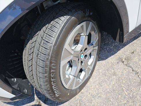 New 2026 BMW X1 xDrive28i w/ Technology Package image 34