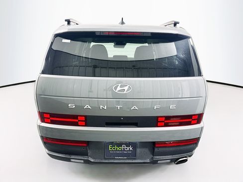 Used 2026 Hyundai Santa Fe SEL FWD image 7