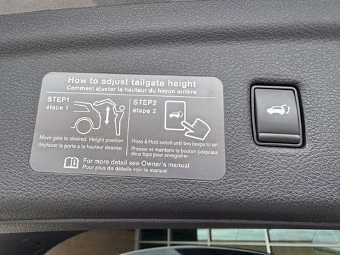 Used 2022 INFINITI QX50 Essential image 38