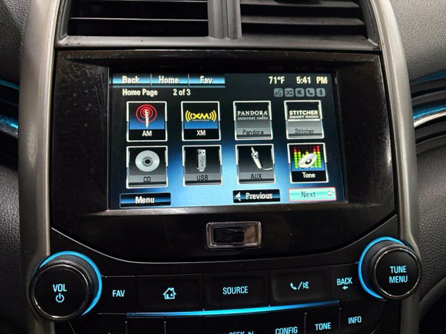 Used 2015 Chevrolet Malibu LT FWD image 31