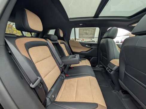 New 2026 Chevrolet Equinox ACTIV w/ Safety and Technology Package image 32