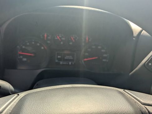 Used 2019 Chevrolet Silverado 1500 Custom w/ Custom Convenience Package AWD/4WD image 20