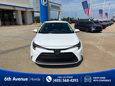 Used 2026 Toyota Corolla LE FWD image 2