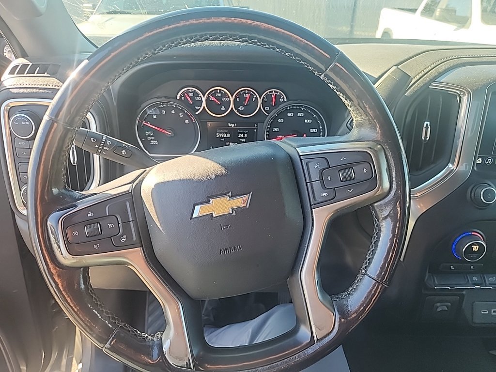 Used 2021 Chevrolet Silverado 1500 LT w/ Diesel Off-Road Package AWD/4WD image 21