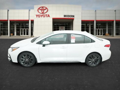 New 2026 Toyota Corolla SE image 13