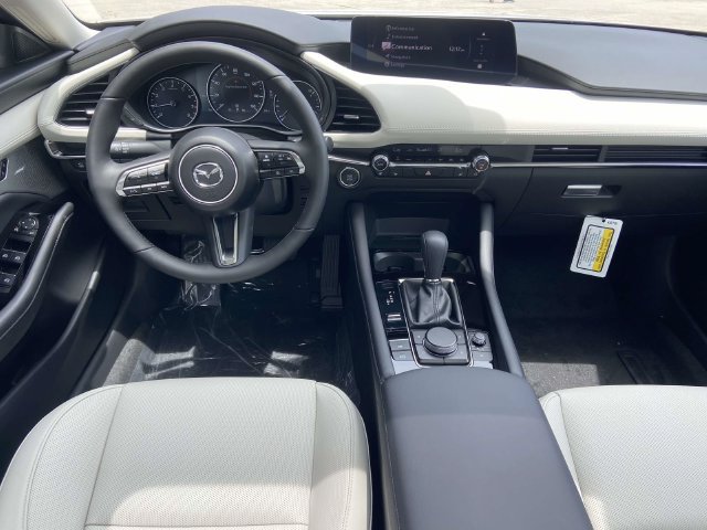 New 2026 MAZDA MAZDA3 2.5 Turbo Sedan w/Premium Plus AWD/4WD image 4