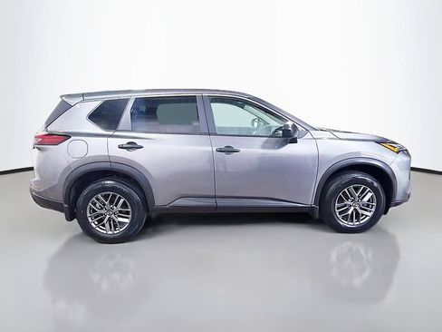 Used 2024 Nissan Rogue S AWD/4WD image 10