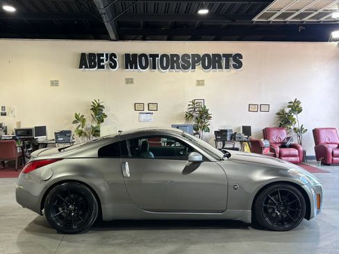 Used 2003 Nissan 350Z Touring RWD image 8