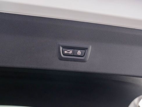 Used 2022 BMW X4 xDrive30i w/ Premium Package image 33