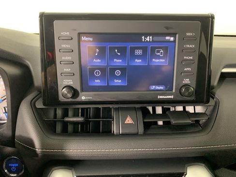 Used 2022 Toyota RAV4 XLE w/ Convenience Package AWD/4WD image 17