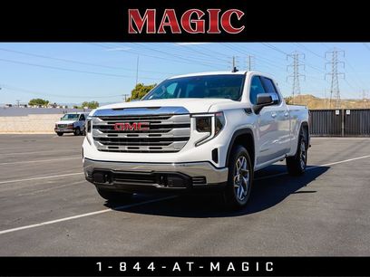New 2026 GMC Sierra 1500 SLE