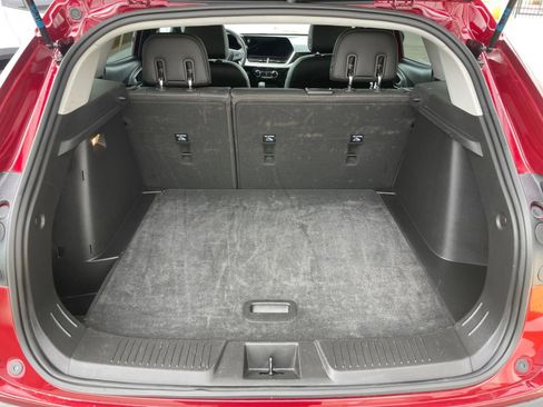 Used 2025 Chevrolet Trax LT image 31