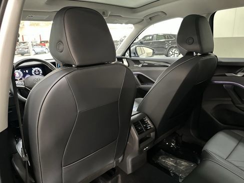 New 2026 Volkswagen Tiguan SE image 20