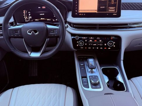 Certified 2026 INFINITI QX60 Autograph w/ Dark Cargo Package image 11