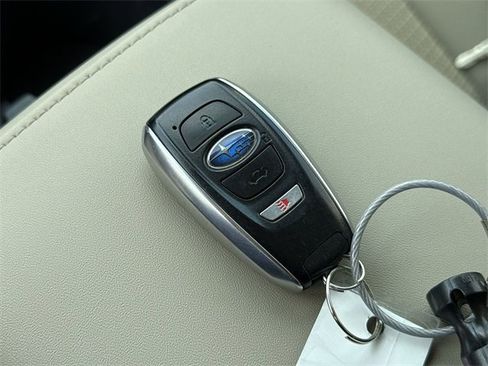 Certified 2022 Subaru Outback Premium image 27