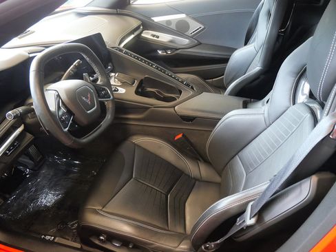 Used 2020 Chevrolet Corvette Stingray Preferred Cpe w/ 2LT Preferred Equipment Group RWD image 10