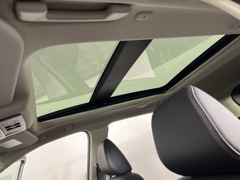 New 2026 Nissan Rogue Platinum image 32