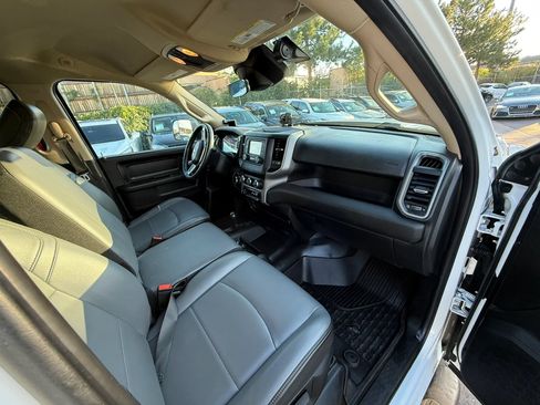 Used 2019 RAM 2500 Tradesman w/ Safety Group AWD/4WD image 16