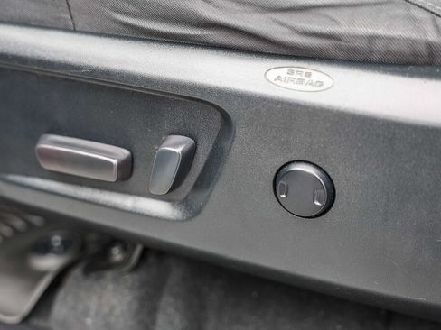 Certified 2021 Toyota Tundra SR5 AWD/4WD image 8