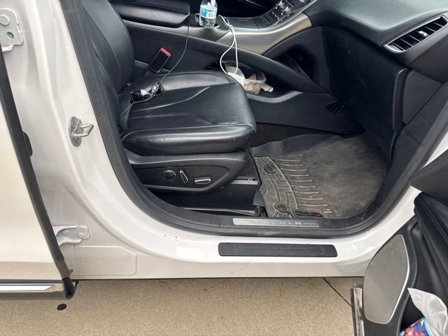Used 2016 Lincoln MKX Reserve w/ Luxury Package AWD/4WD image 14