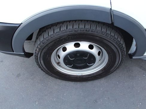 Used 2015 Ford Transit 350 XL image 11