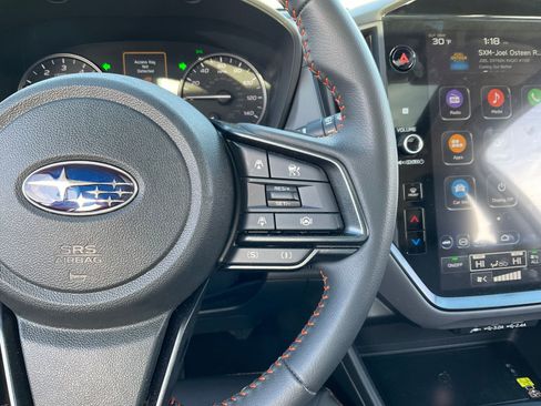 Used 2025 Subaru Crosstrek 2.5i Limited w/ Popular Package #3A image 31