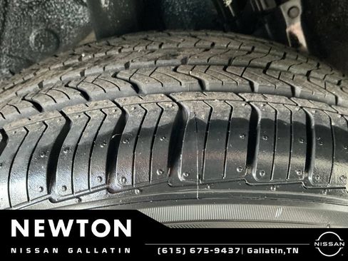 Used 2019 Nissan Sentra SV FWD image 38