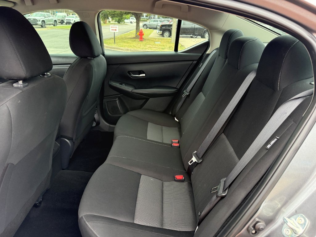 Used 2023 Nissan Sentra SV FWD image 15