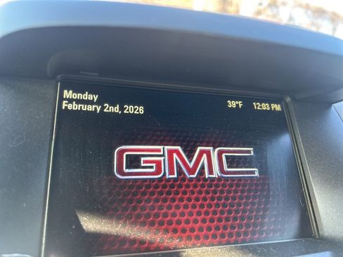 Used 2013 GMC Terrain SLE image 25