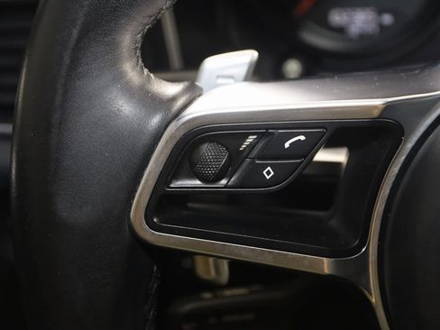 Used 2015 Porsche Macan S image 34