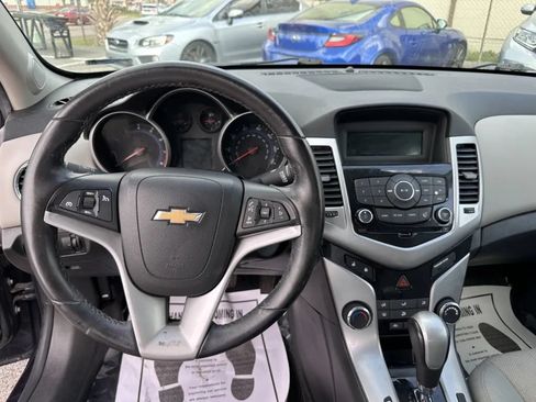 Used 2014 Chevrolet Cruze LT w/ All-Star Edition FWD image 11