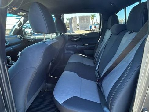 Used 2021 Toyota Tacoma TRD Sport image 16