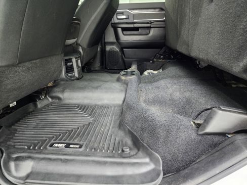 Used 2019 RAM 2500 Big Horn image 33