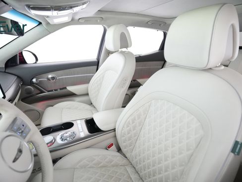 Used 2023 Genesis GV60 Performance AWD/4WD image 4