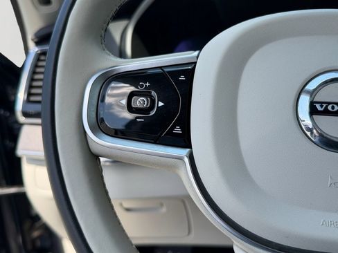 Certified 2023 Volvo XC90 B6 Plus AWD/4WD image 20