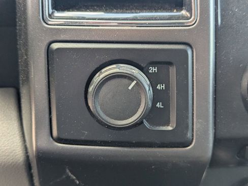 Used 2018 Ford F150 XLT AWD/4WD image 18
