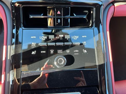 Used 2026 Porsche Panamera image 24