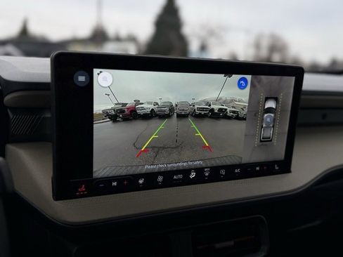 New 2025 Ford Maverick Lariat w/ 4K Tow Package image 11