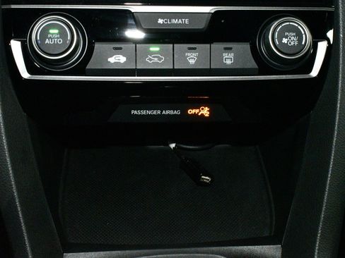 Used 2021 Honda Civic Sport image 36