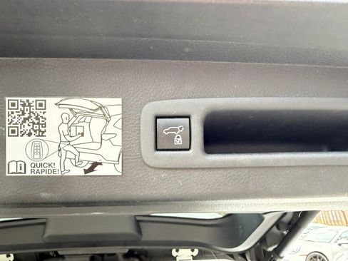 Used 2021 Toyota Sienna XSE w/ XSE Plus Package FWD image 36