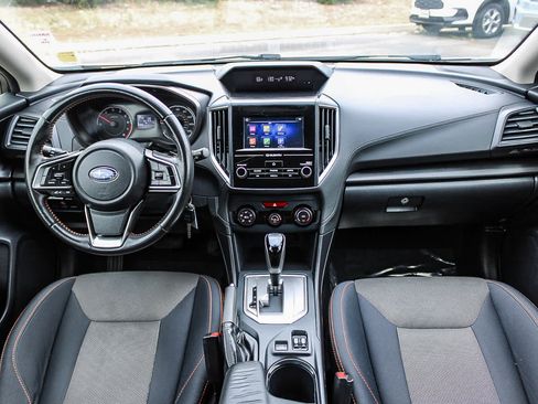 Used 2022 Volkswagen Taos SE w/ Panoramic Sunroof Package image 39