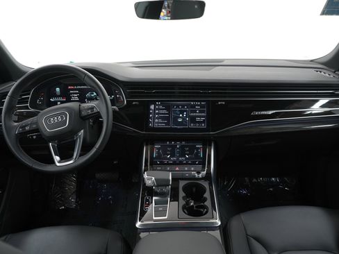 Used 2025 Audi Q8 Premium w/ Convenience Package AWD/4WD image 17