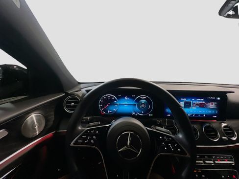 Used 2022 Mercedes-Benz E 350 Sedan image 7