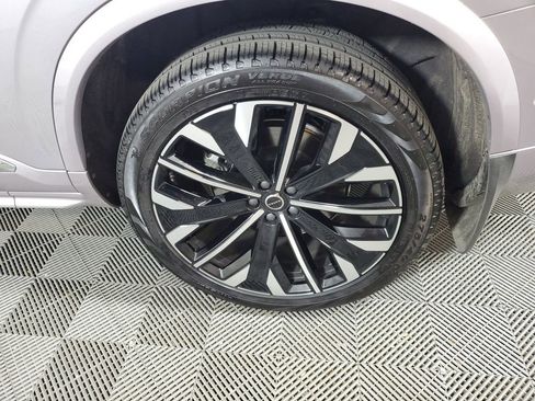 Certified 2026 Volvo XC90 B5 Plus w/ Protection Package AWD/4WD image 13