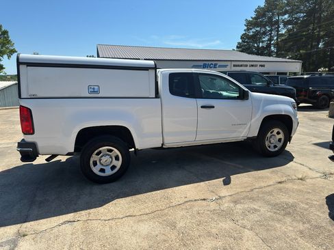 Used 2021 Chevrolet Colorado W/T w/ WT Convenience Package RWD image 11