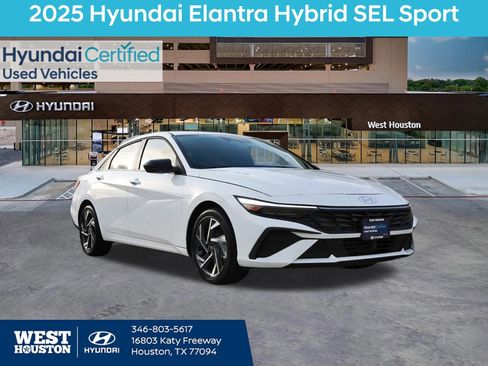 Certified 2025 Hyundai Elantra SEL FWD image 1