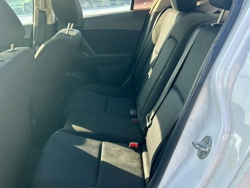 Used 2010 MAZDA MAZDA3 i Sport image 5